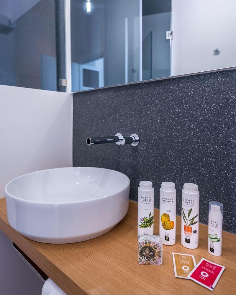 Shapes Luxury Hotel 4*