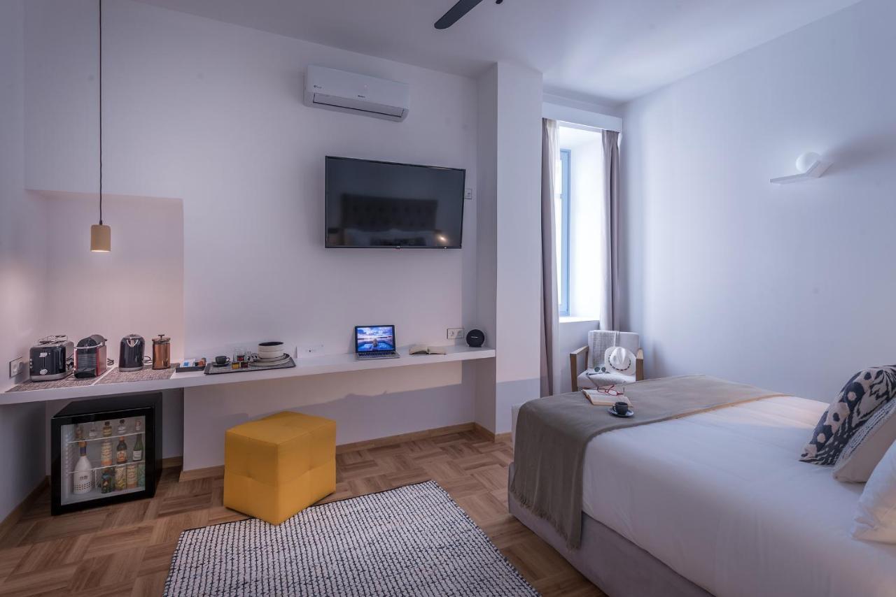 Hotel Shapes Luxury 4*