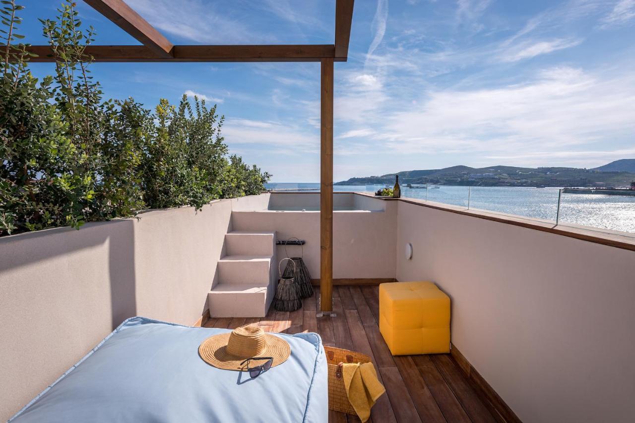 Shapes Luxury 4* Ermoupoli